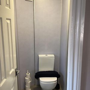 Standard Single Room Shower